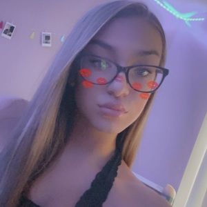 Meet your Posher, Hailey